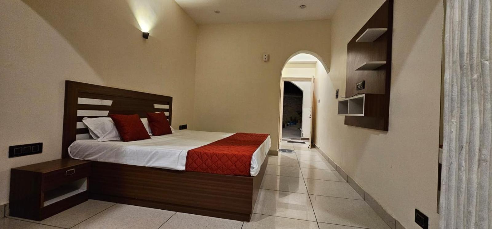 Golden Himalaya Homestay 考萨尼 外观 照片